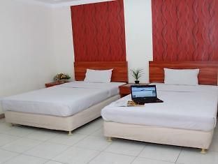 Boulevard Hotel Makassar Exteriör bild